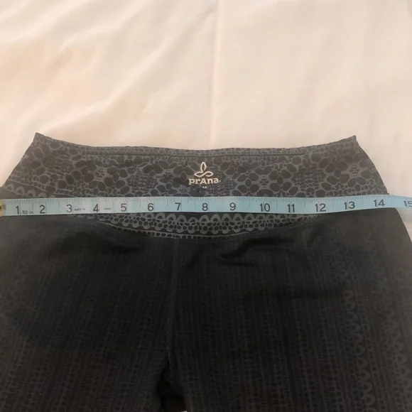PrAna leggings in a charcoal and black design - Picture 9 of 9